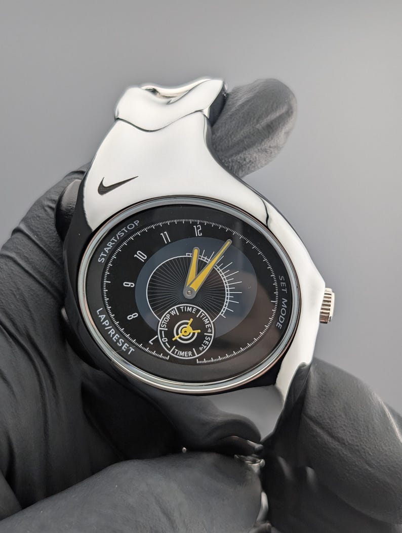 Nike Triax Watch Black and silver dial