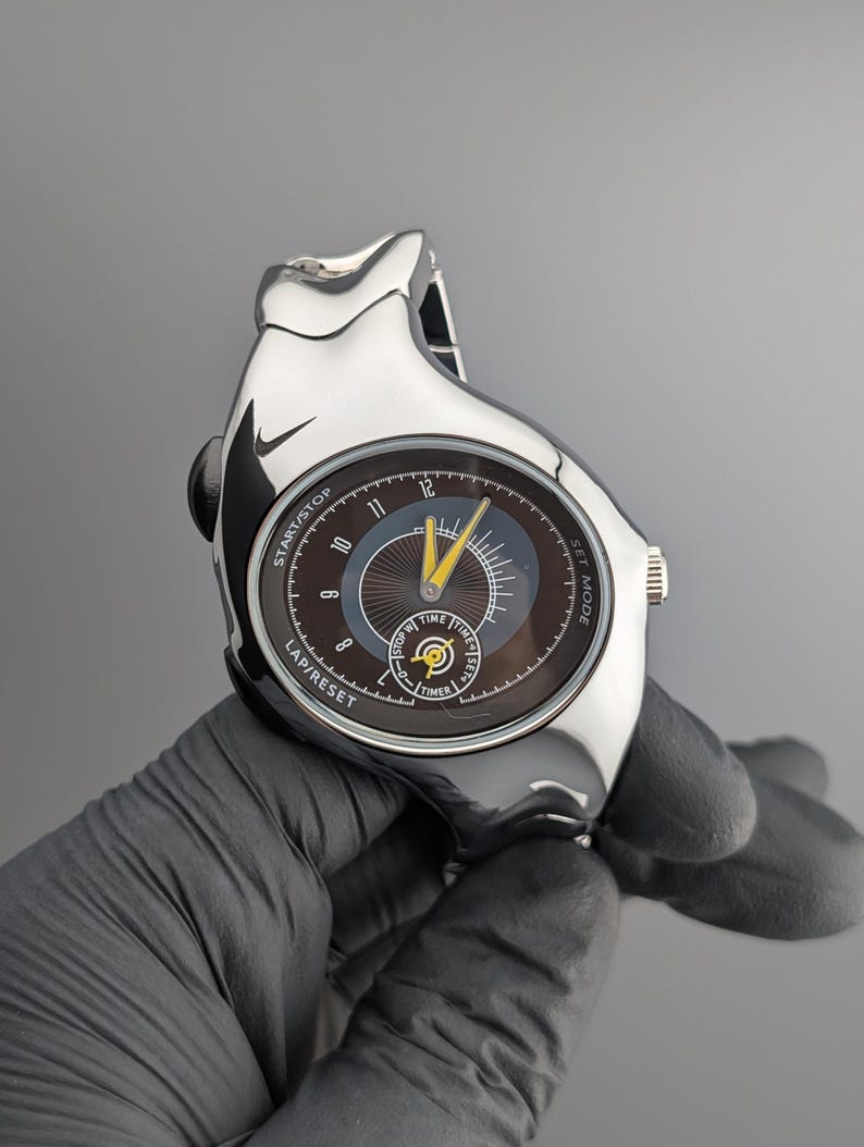 Nike Triax Watch Black and silver dial